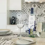 Waterside Village - Sea View Διαμέρισμα